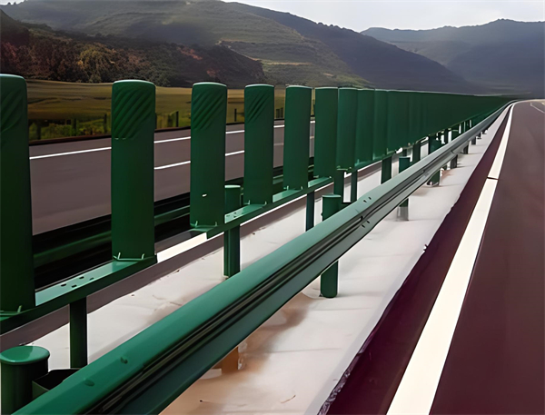 长沙三波护栏板在高速公路的应用